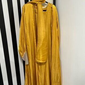 Elegant Yellow/Gold Three Piece Abaya set